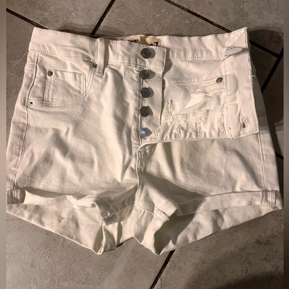 High waisted button up shorts - Picture 2 of 4